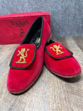Tricker's London Slippers in Red Velvet w/Gold Rampant Lion Embroidery size 10.5